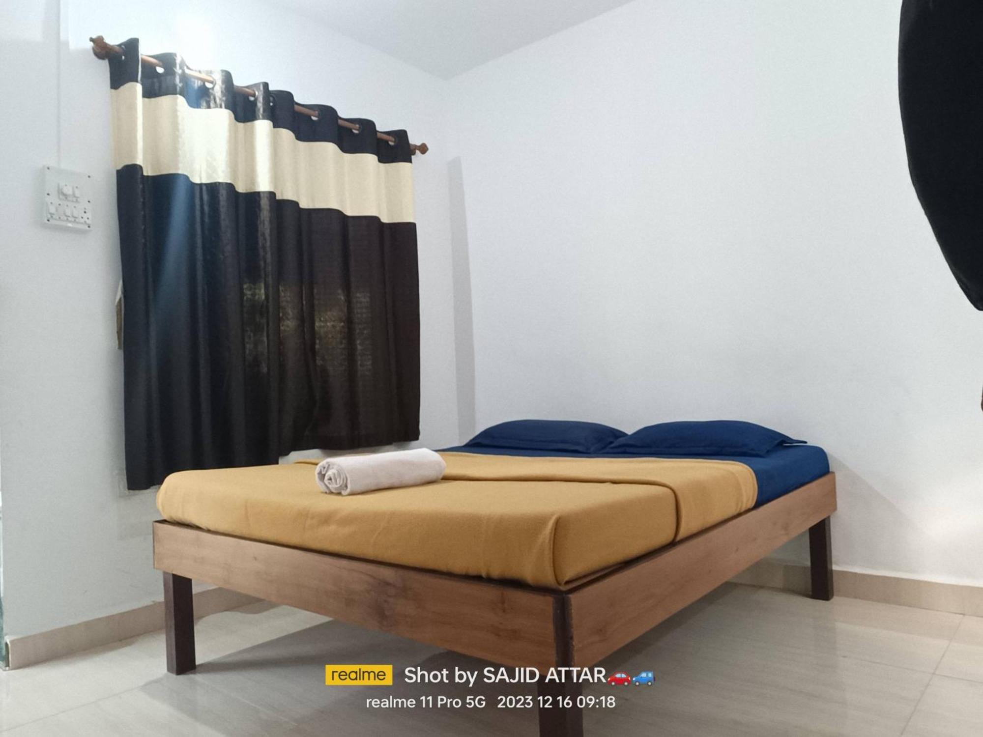 Blossom Villa Алібаґ Екстер'єр фото